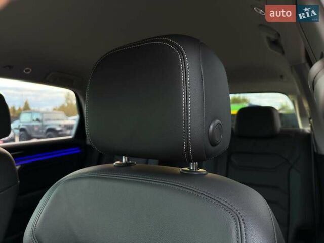 Синий Фольксваген Туарег, объемом двигателя 3 л и пробегом 51 тыс. км за 59999 $, фото 39 на Automoto.ua