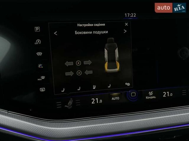 Синій Фольксваген Туарег, об'ємом двигуна 3 л та пробігом 72 тис. км за 58900 $, фото 99 на Automoto.ua