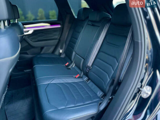 Синий Фольксваген Туарег, объемом двигателя 3 л и пробегом 74 тыс. км за 68700 $, фото 43 на Automoto.ua