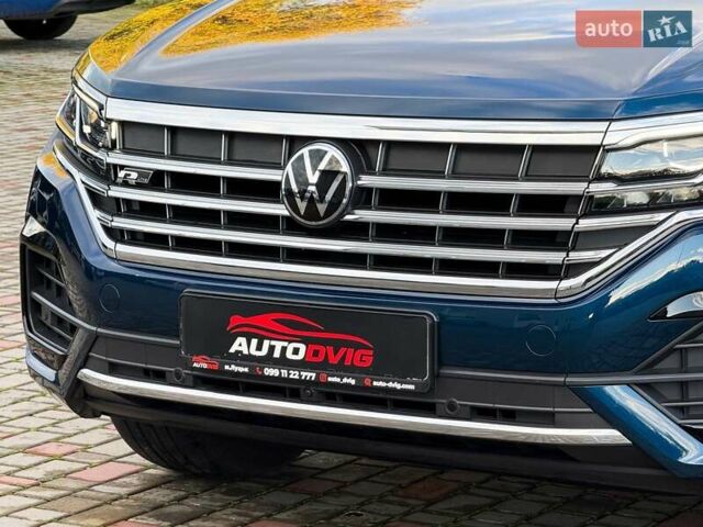 Синий Фольксваген Туарег, объемом двигателя 3 л и пробегом 51 тыс. км за 59999 $, фото 19 на Automoto.ua