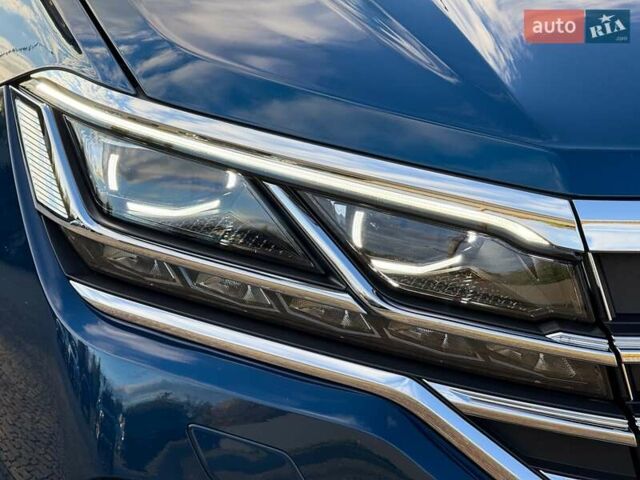 Синий Фольксваген Туарег, объемом двигателя 3 л и пробегом 51 тыс. км за 59999 $, фото 12 на Automoto.ua