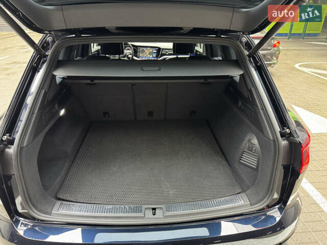 Синий Фольксваген Туарег, объемом двигателя 3 л и пробегом 74 тыс. км за 62700 $, фото 34 на Automoto.ua