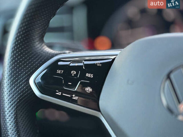 Синий Фольксваген Туарег, объемом двигателя 3 л и пробегом 74 тыс. км за 68700 $, фото 32 на Automoto.ua