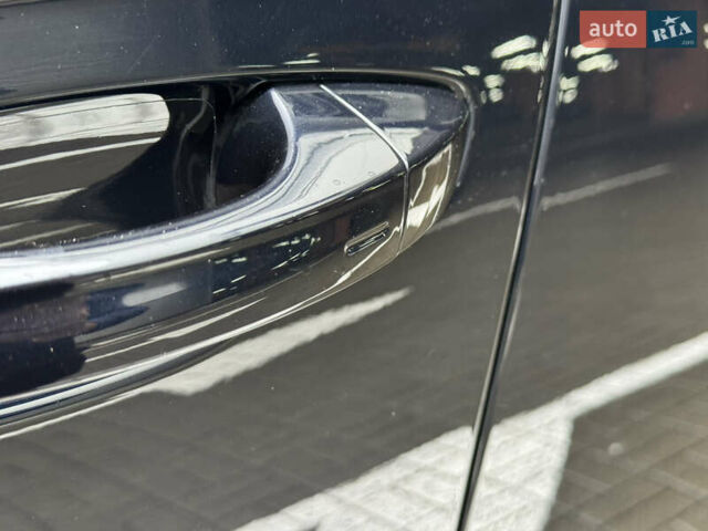 Синий Фольксваген Туарег, объемом двигателя 3 л и пробегом 74 тыс. км за 62700 $, фото 11 на Automoto.ua