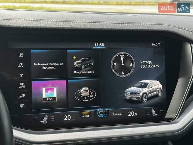 Синий Фольксваген Туарег, объемом двигателя 2.97 л и пробегом 170 тыс. км за 49999 $, фото 39 на Automoto.ua