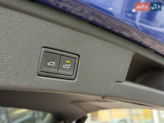 Синій Фольксваген Туарег, об'ємом двигуна 3 л та пробігом 83 тис. км за 54499 $, фото 29 на Automoto.ua