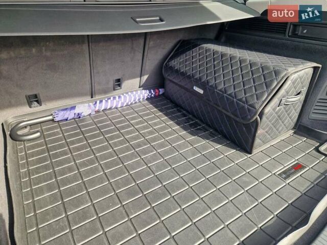 Синий Фольксваген Туарег, объемом двигателя 2.97 л и пробегом 69 тыс. км за 54900 $, фото 23 на Automoto.ua