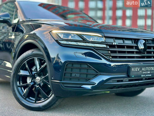 Синий Фольксваген Туарег, объемом двигателя 3 л и пробегом 74 тыс. км за 68700 $, фото 14 на Automoto.ua