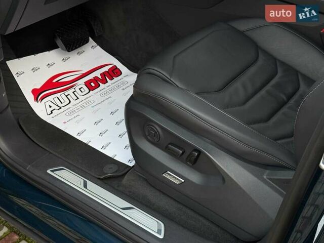 Синий Фольксваген Туарег, объемом двигателя 3 л и пробегом 51 тыс. км за 59999 $, фото 42 на Automoto.ua