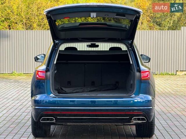 Синий Фольксваген Туарег, объемом двигателя 3 л и пробегом 51 тыс. км за 59999 $, фото 67 на Automoto.ua