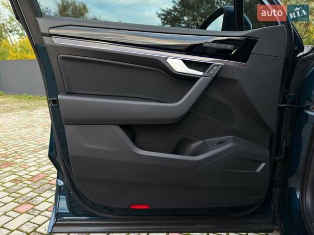 Синий Фольксваген Туарег, объемом двигателя 3 л и пробегом 51 тыс. км за 59999 $, фото 32 на Automoto.ua