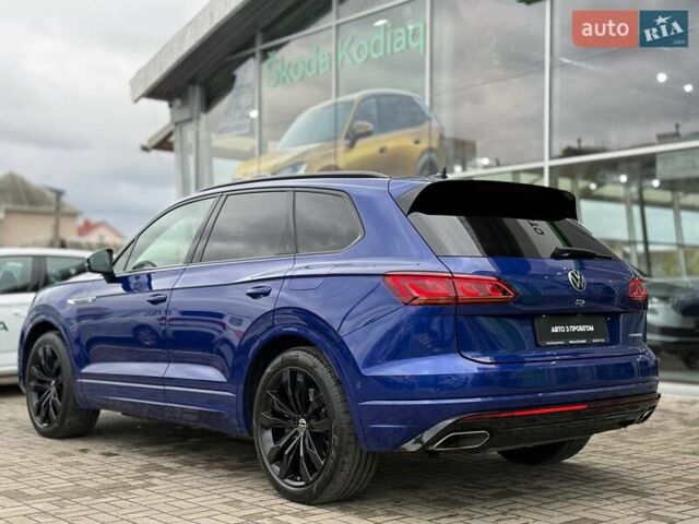 Синій Фольксваген Туарег, об'ємом двигуна 3 л та пробігом 83 тис. км за 54499 $, фото 3 на Automoto.ua