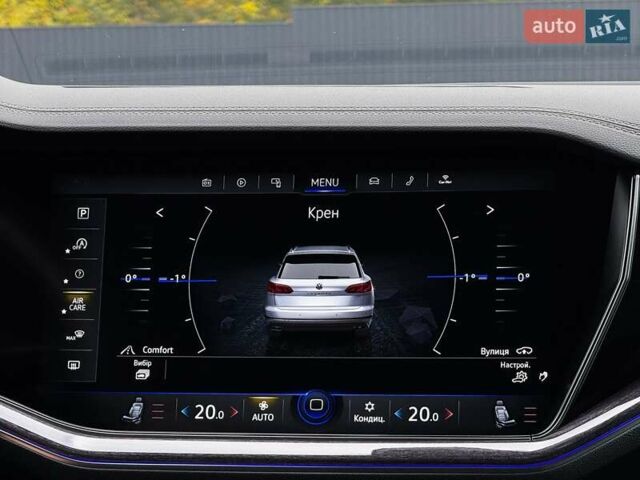 Синий Фольксваген Туарег, объемом двигателя 3 л и пробегом 51 тыс. км за 59999 $, фото 102 на Automoto.ua