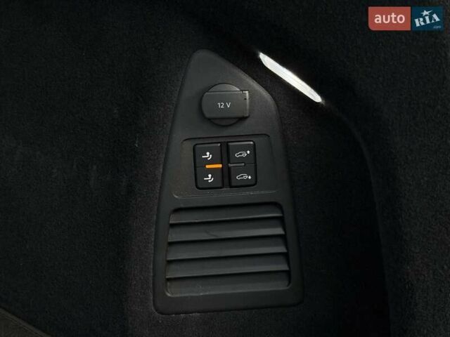 Синий Фольксваген Туарег, объемом двигателя 3 л и пробегом 51 тыс. км за 59999 $, фото 71 на Automoto.ua