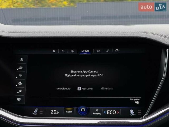 Синий Фольксваген Туарег, объемом двигателя 3 л и пробегом 51 тыс. км за 59999 $, фото 92 на Automoto.ua