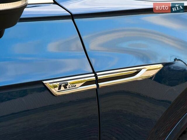 Синий Фольксваген Туарег, объемом двигателя 3 л и пробегом 51 тыс. км за 59999 $, фото 21 на Automoto.ua