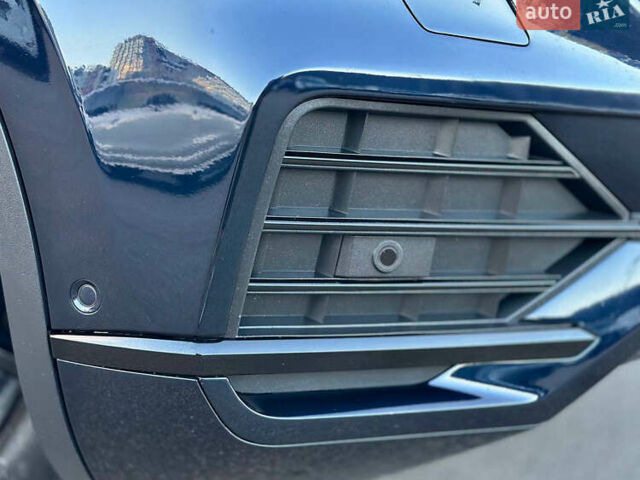 Синий Фольксваген Туарег, объемом двигателя 3 л и пробегом 74 тыс. км за 68700 $, фото 13 на Automoto.ua