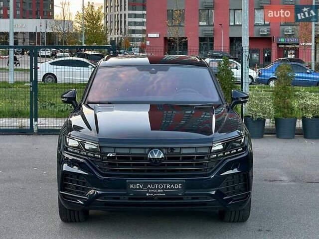 Синий Фольксваген Туарег, объемом двигателя 3 л и пробегом 74 тыс. км за 68700 $, фото 3 на Automoto.ua
