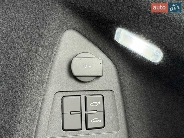 Синій Фольксваген Туарег, об'ємом двигуна 3 л та пробігом 83 тис. км за 54499 $, фото 28 на Automoto.ua