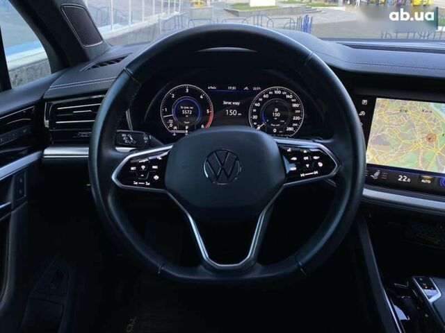 Синий Фольксваген Туарег, объемом двигателя 3 л и пробегом 55 тыс. км за 64900 $, фото 13 на Automoto.ua