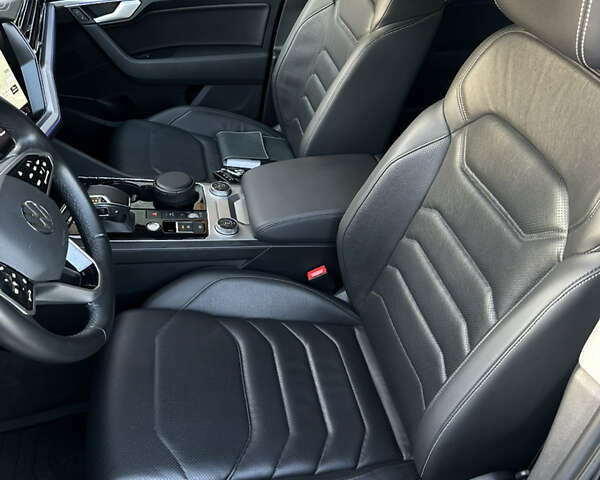 Синий Фольксваген Туарег, объемом двигателя 2.97 л и пробегом 49 тыс. км за 65999 $, фото 17 на Automoto.ua