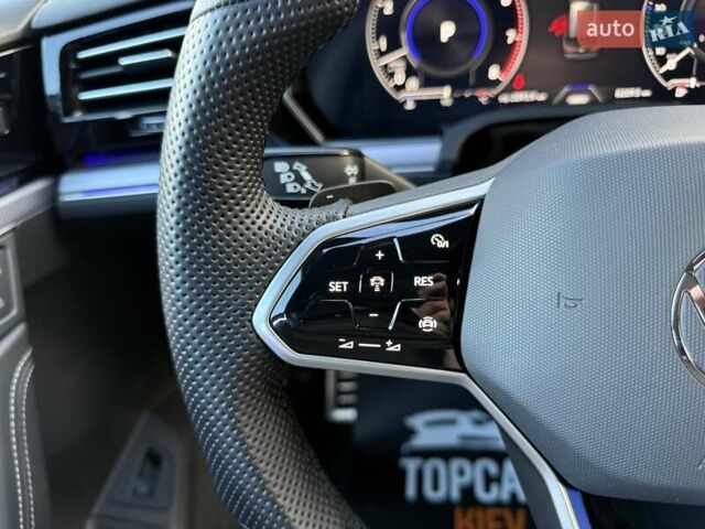 Синий Фольксваген Туарег, объемом двигателя 3 л и пробегом 79 тыс. км за 62500 $, фото 63 на Automoto.ua