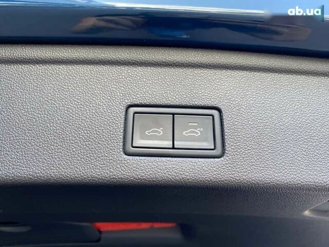 Синий Фольксваген Туарег, объемом двигателя 3 л и пробегом 55 тыс. км за 64900 $, фото 29 на Automoto.ua