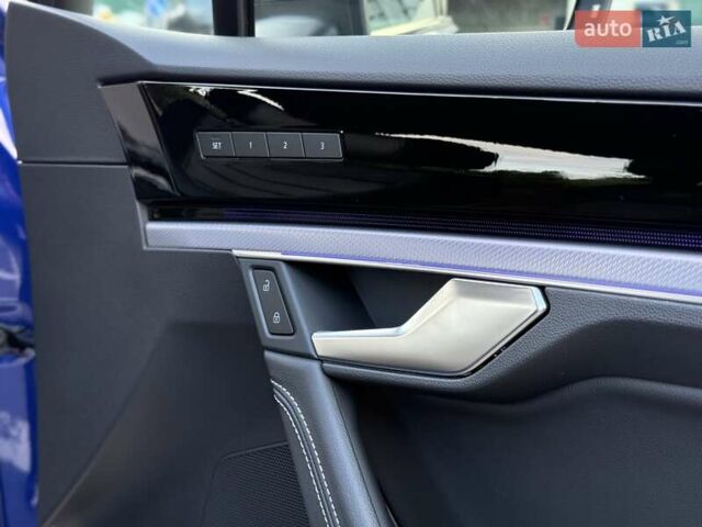 Синий Фольксваген Туарег, объемом двигателя 3 л и пробегом 79 тыс. км за 62500 $, фото 48 на Automoto.ua