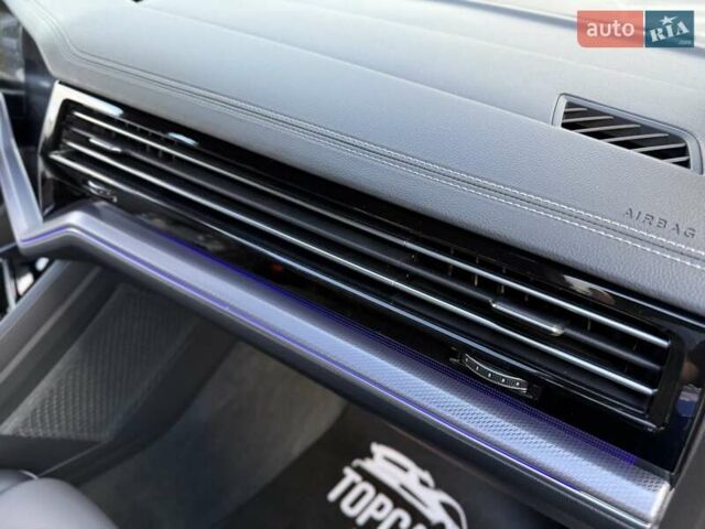 Синий Фольксваген Туарег, объемом двигателя 3 л и пробегом 79 тыс. км за 62500 $, фото 58 на Automoto.ua