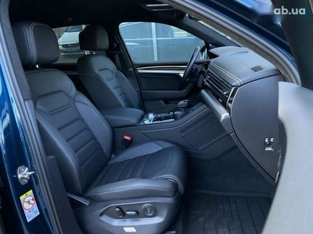 Синий Фольксваген Туарег, объемом двигателя 3 л и пробегом 55 тыс. км за 64900 $, фото 10 на Automoto.ua