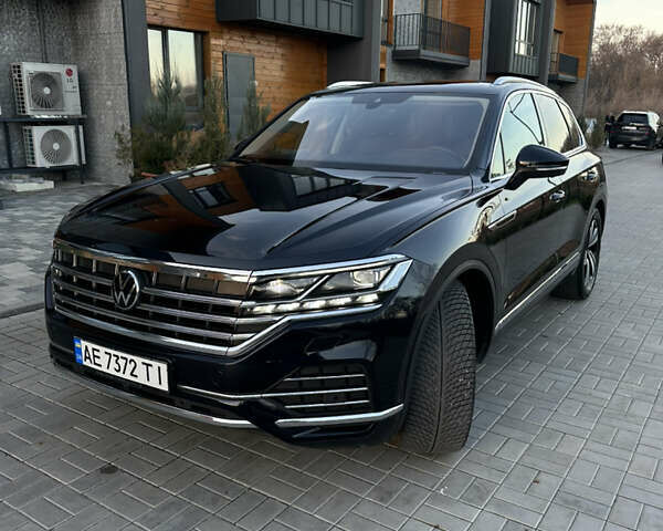 Синий Фольксваген Туарег, объемом двигателя 2.97 л и пробегом 49 тыс. км за 65999 $, фото 12 на Automoto.ua