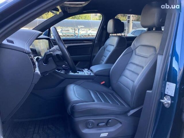 Синий Фольксваген Туарег, объемом двигателя 3 л и пробегом 55 тыс. км за 64900 $, фото 8 на Automoto.ua