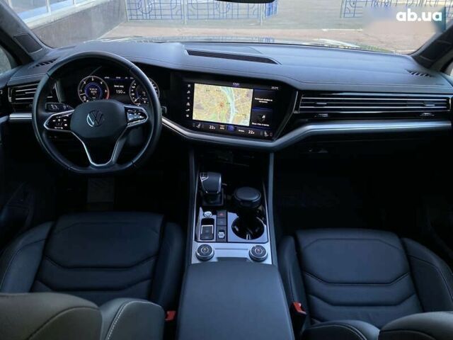 Синий Фольксваген Туарег, объемом двигателя 3 л и пробегом 55 тыс. км за 64900 $, фото 11 на Automoto.ua