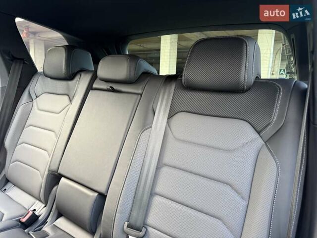 Синий Фольксваген Туарег, объемом двигателя 3 л и пробегом 79 тыс. км за 62500 $, фото 39 на Automoto.ua