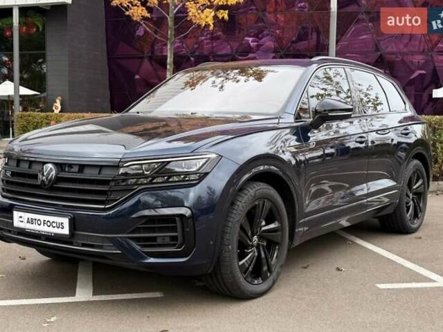 Синий Фольксваген Туарег, объемом двигателя 3 л и пробегом 61 тыс. км за 67990 $, фото 3 на Automoto.ua