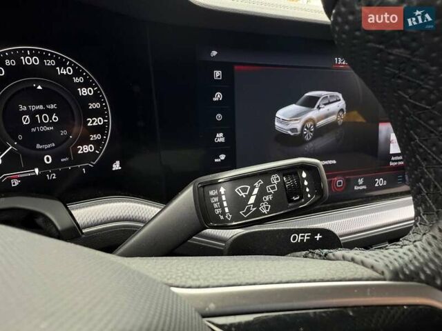 Синий Фольксваген Туарег, объемом двигателя 3 л и пробегом 61 тыс. км за 67990 $, фото 17 на Automoto.ua