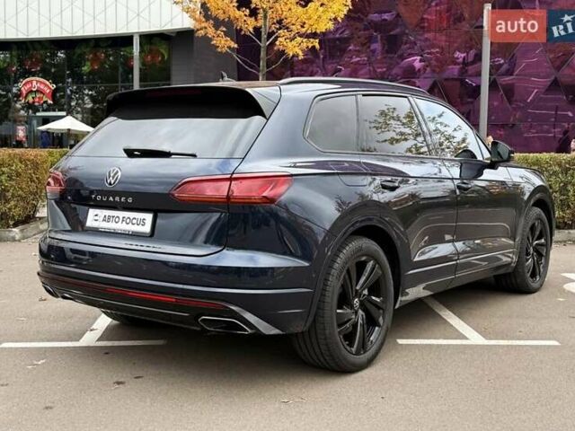 Синий Фольксваген Туарег, объемом двигателя 3 л и пробегом 61 тыс. км за 67990 $, фото 6 на Automoto.ua