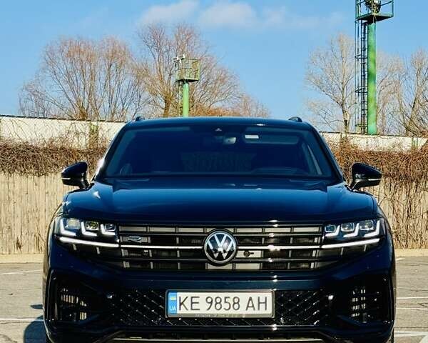 Синій Фольксваген Туарег, об'ємом двигуна 3 л та пробігом 40 тис. км за 76500 $, фото 2 на Automoto.ua