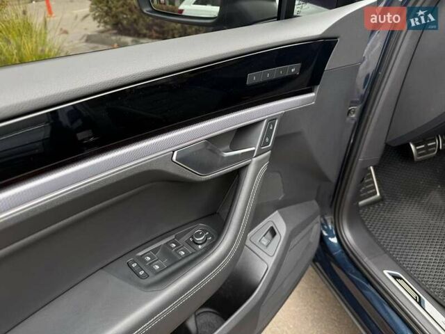 Синий Фольксваген Туарег, объемом двигателя 3 л и пробегом 61 тыс. км за 67990 $, фото 9 на Automoto.ua