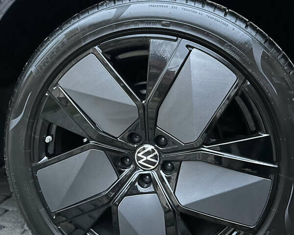 Синій Фольксваген Туарег, об'ємом двигуна 2.97 л та пробігом 3 тис. км за 91000 $, фото 8 на Automoto.ua