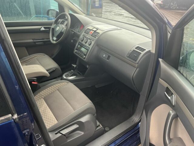 Синий Фольксваген Туарег, объемом двигателя 1.4 л и пробегом 2 тыс. км за 5900 $, фото 4 на Automoto.ua