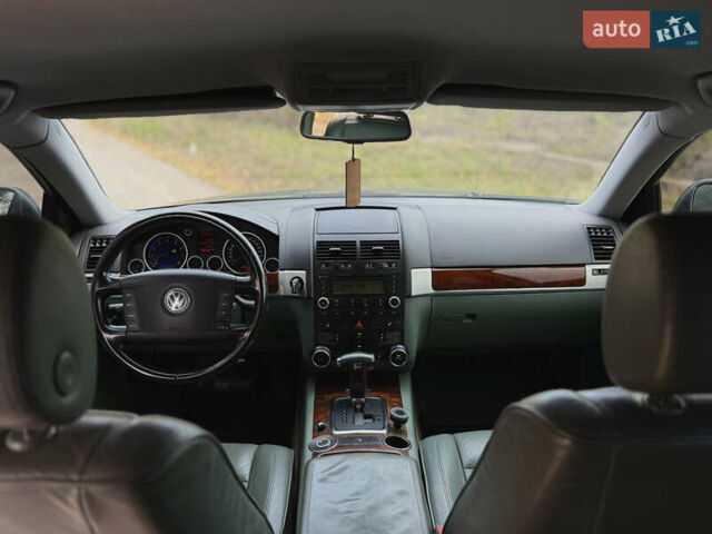 Зеленый Фольксваген Туарег, объемом двигателя 3.19 л и пробегом 259 тыс. км за 7999 $, фото 11 на Automoto.ua