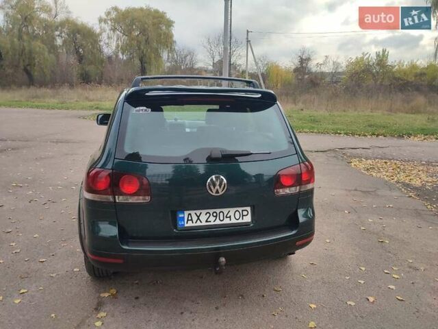 Зелений Фольксваген Туарег, об'ємом двигуна 2.46 л та пробігом 322 тис. км за 7200 $, фото 4 на Automoto.ua