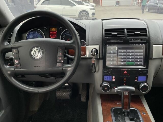 Зеленый Фольксваген Туарег, объемом двигателя 3.2 л и пробегом 111 тыс. км за 5000 $, фото 7 на Automoto.ua