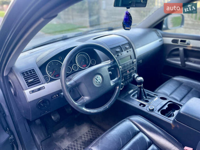 Зеленый Фольксваген Туарег, объемом двигателя 2.5 л и пробегом 303 тыс. км за 2999 $, фото 14 на Automoto.ua