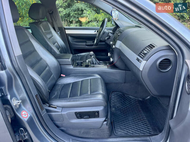 Зеленый Фольксваген Туарег, объемом двигателя 2.5 л и пробегом 303 тыс. км за 2999 $, фото 35 на Automoto.ua