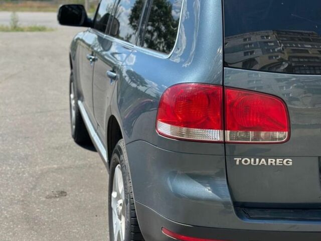 Зеленый Фольксваген Туарег, объемом двигателя 2.5 л и пробегом 281 тыс. км за 5000 $, фото 6 на Automoto.ua
