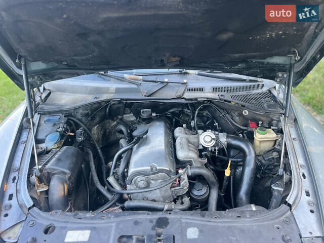 Зеленый Фольксваген Туарег, объемом двигателя 2.5 л и пробегом 303 тыс. км за 2999 $, фото 39 на Automoto.ua