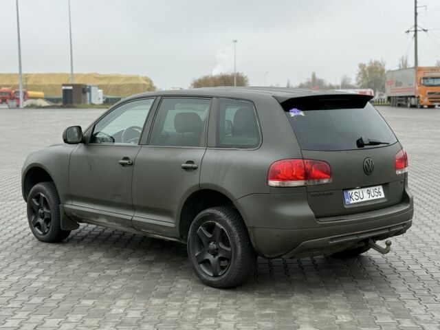 Зеленый Фольксваген Туарег, объемом двигателя 2.5 л и пробегом 370 тыс. км за 3699 $, фото 3 на Automoto.ua