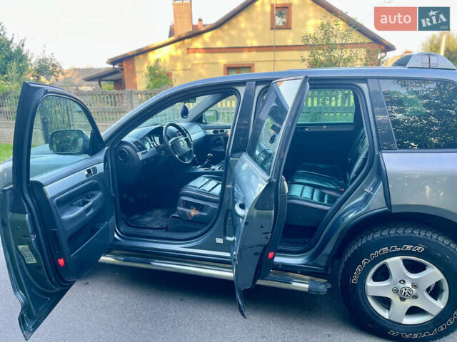 Зеленый Фольксваген Туарег, объемом двигателя 2.5 л и пробегом 303 тыс. км за 2999 $, фото 26 на Automoto.ua